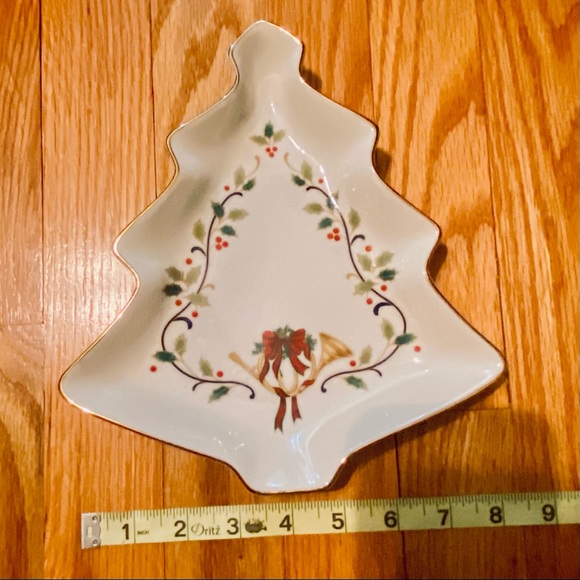 HP🤶🏼Mikasa Porcelain Christmas Tree Candy Dish - Picture 3 of 6